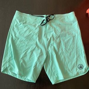 Body glove board shorts